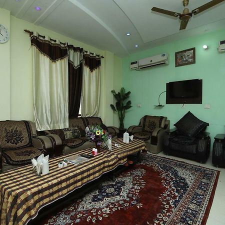 Hotel Deep Palace Jind Екстериор снимка