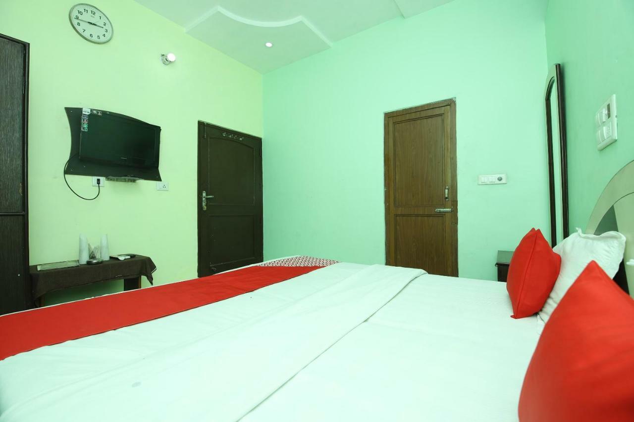 Hotel Deep Palace Jind Екстериор снимка