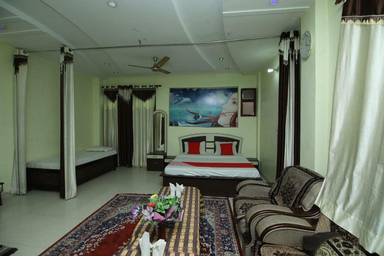 Hotel Deep Palace Jind Екстериор снимка