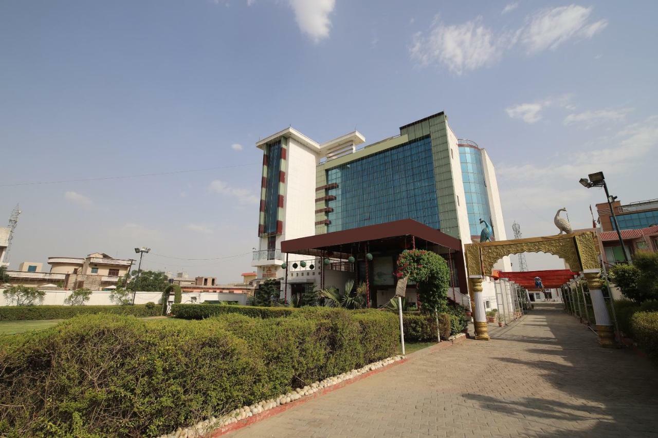 Hotel Deep Palace Jind Екстериор снимка